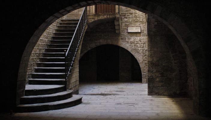 Barcelona City Visit Of The Barrio Gotico District In