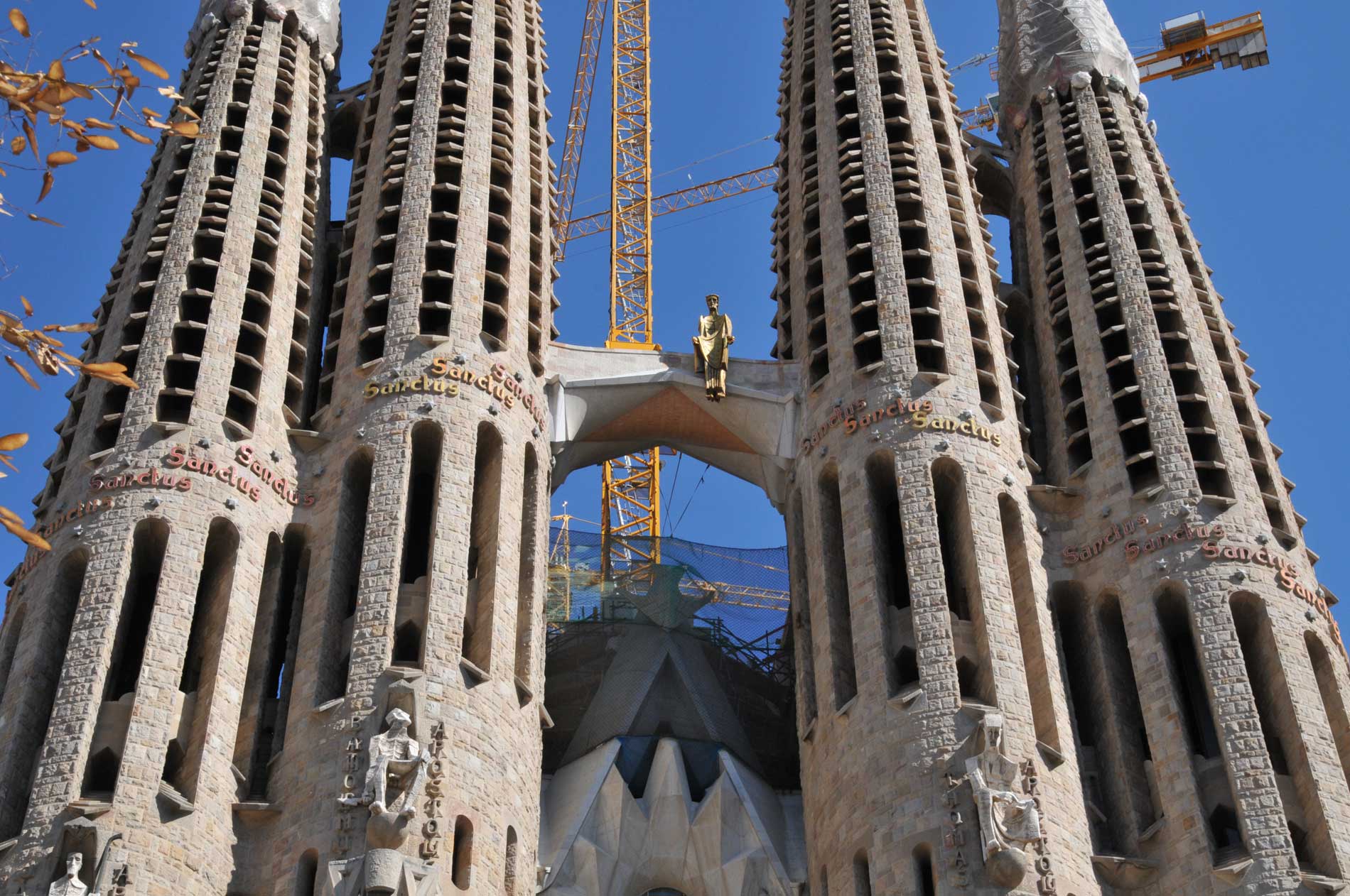 Kunci Jawaban Sagrada Familia 16 Guru Galeri
