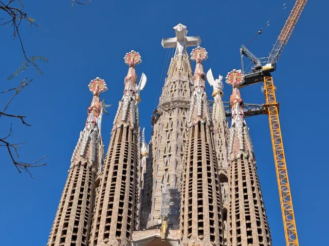 Vista desde una torre de la Sagrada Familia en Barcelona incluida con la entrada con acceso a torre