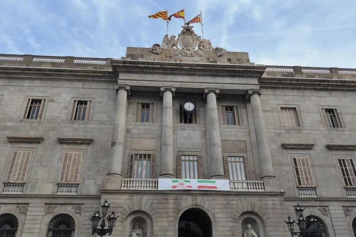 Plaça de Sant Jaume - Municipio