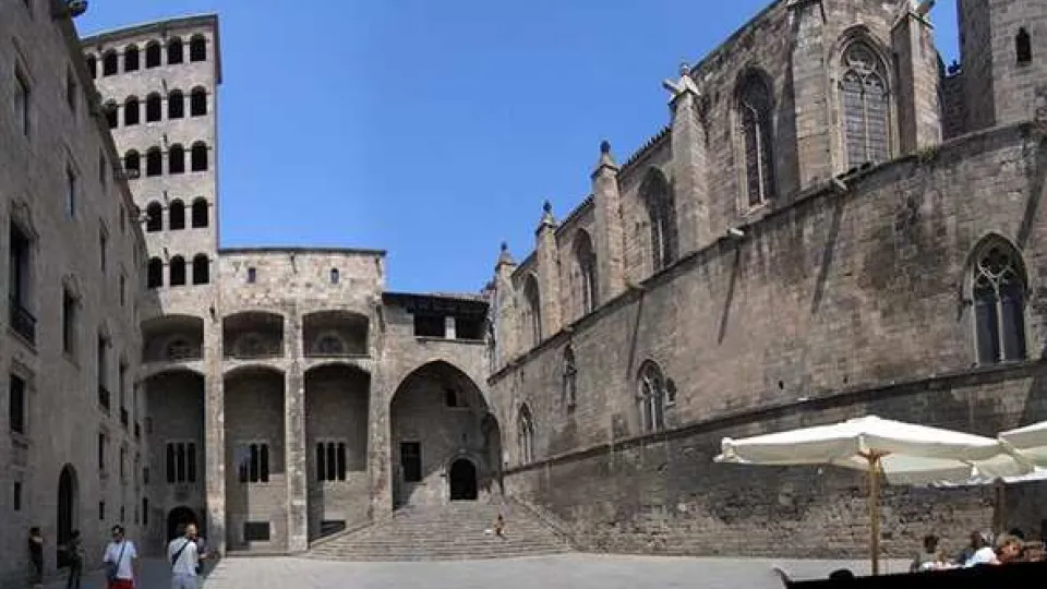 Plaça del Rei : Une vue de la place