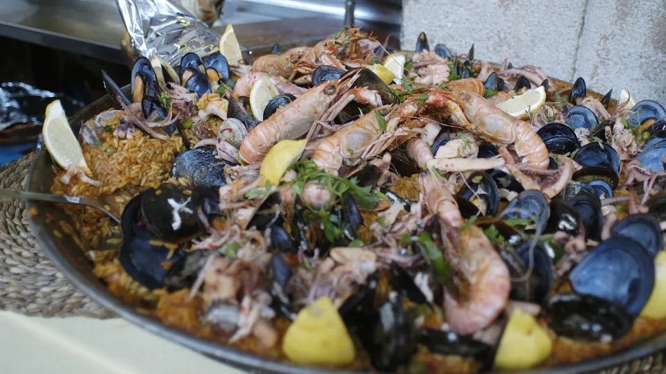 Reis und Paella in Barcelona